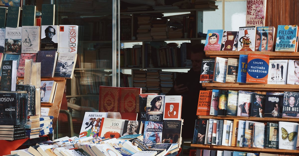 Hosting a Pumpkin Spice Café Themed Book Club